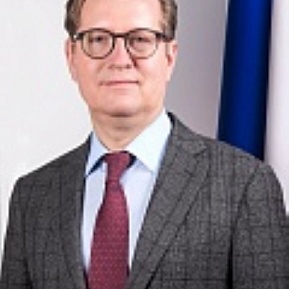 Сергей Левин