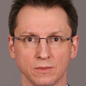 Петр Иванов