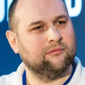 Дмитрий Маркин