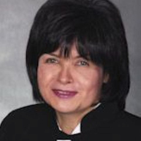 Лариса Красавчикова