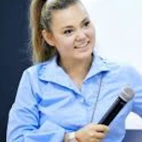 Елена Мякотникова