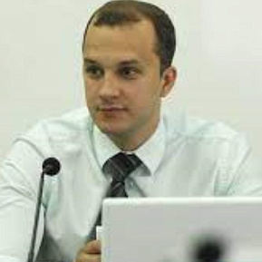 Сергей Леонов
