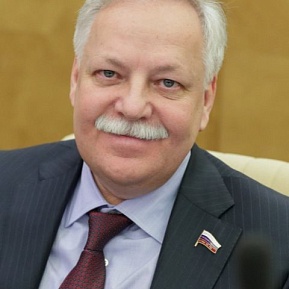 Владимир Сенин